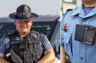 Samsung is advertising Galaxy Z Flip telephones as police bodycams