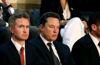 Advert Group Sued by Elon Musk Is ‘Discontinuing’ Operations