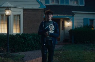 Agatha All Alongside’s Joe Locke Is Thrilled to Be Enjoying a Campy Marvel Witch