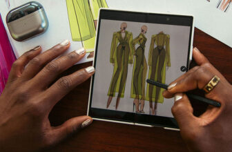 Samsung Introduced Collaboration With Trend Designer QLan Smith Forward of NYFW