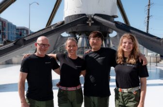 Crypto Bro Charters Personal SpaceX Mission to Earth’s Poles