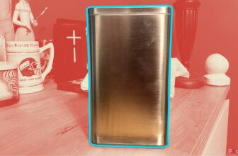 This Simplehuman gadget sanitizes my cellphone in underneath a minute