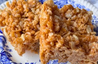 PEANUT BUTTER KRISPY TREATS – The Southern Girl Cooks